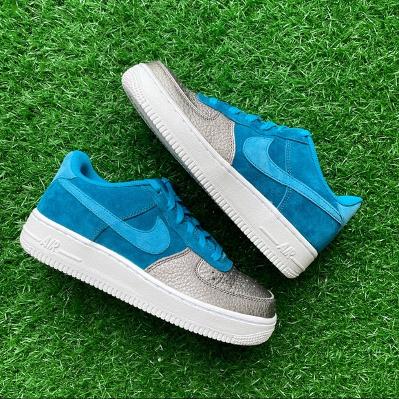 Nike Air Force 1 Qs - Picture 5 of 7